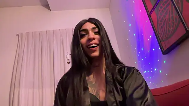 Snapshot of babybriexxx chatting on 09-25-25, 02:39 babybriexxx online show from 09-25-25, 02:39