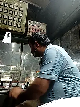 DeepakXxxR86 online show from 11-20-25, 07:47