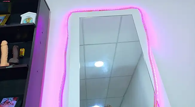 melissajhonson00 online show from 04-15-26, 04:44