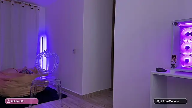 Snapshot of MarianaBranzz chatting on 02-08-26, 02:09 MarianaBranzz online show from 02-08-26, 02:09