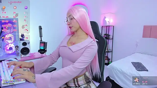 Snapshot of MarianaBranzz chatting on 10-02-25, 11:08 MarianaBranzz online show from 10-02-25, 11:08