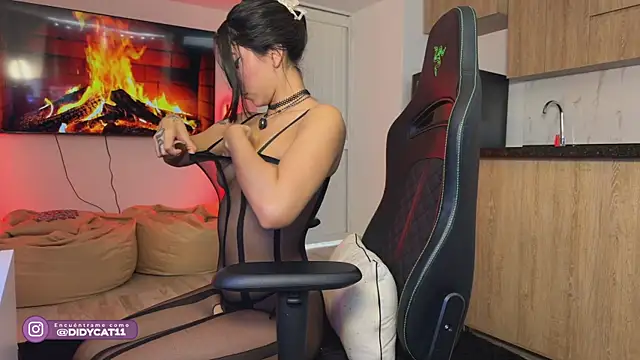 MarianaBranzz online show from 03-31-26, 03:25