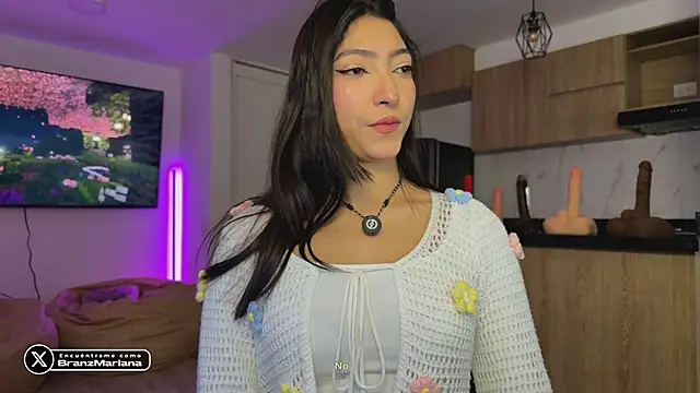 MarianaBranzz online show from 04-08-26, 04:08