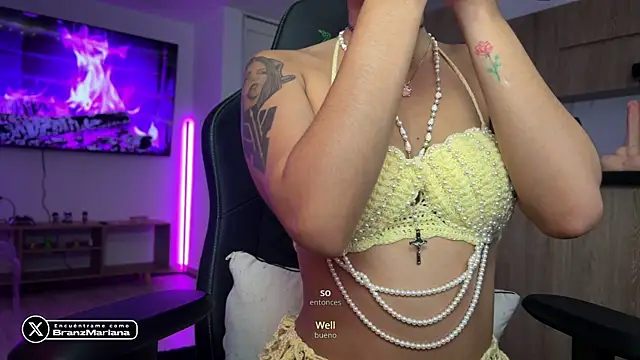 MarianaBranzz online show from 05-06-26, 02:43