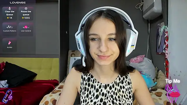  Nika Kik online show from 12-21-25, 03:57