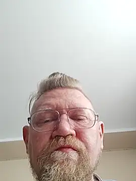 Pol1074 online show from 04-19-26, 07:09