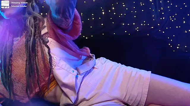 Littlespacemouse online show from 04-15-26, 01:48