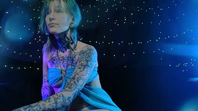 Littlespacemouse online show from 12-22-25, 01:33