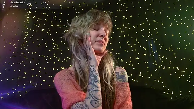 Littlespacemouse online show from 04-22-26, 11:17