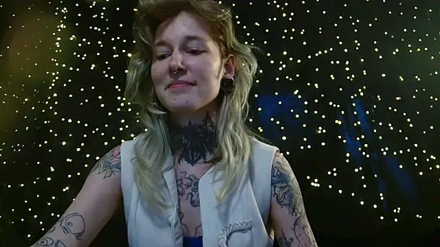 Littlespacemouse online show from 05-17-26, 02:06
