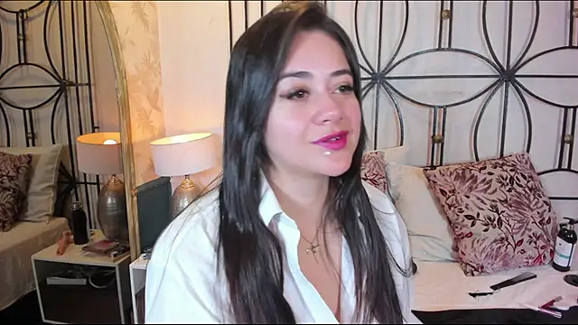 nahomi sweett online show from 10-07-25, 11:22