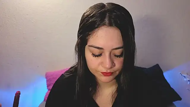 Snapshot of nahomi_sweett chatting on 07-12-26, 11:00 nahomi sweett online show from 07-12-26, 11:00