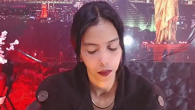 Snapshot of Catalella_Ar chatting on 06-26-26, 03:23 Catalella Ar online show from 06-26-26, 03:23