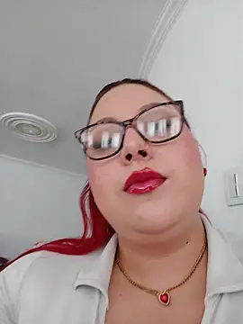 Snapshot of Blair_Elliss chatting on 06-19-26, 01:50 Blair Elliss online show from 06-19-26, 01:50