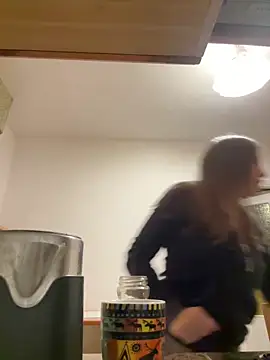 Sashabunny online show from 12-16-25, 08:02