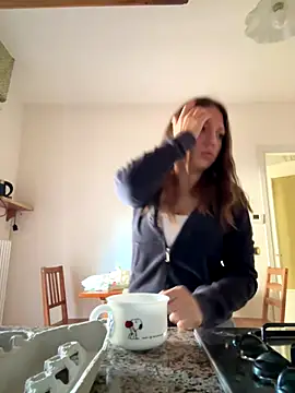 Sashabunny online show from 12-14-25, 01:28