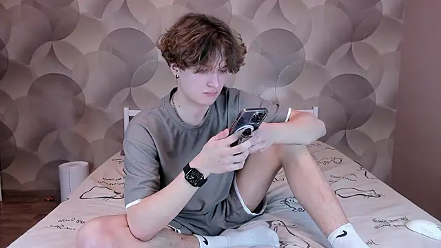 Ian Flor online show from 03-13-26, 03:39