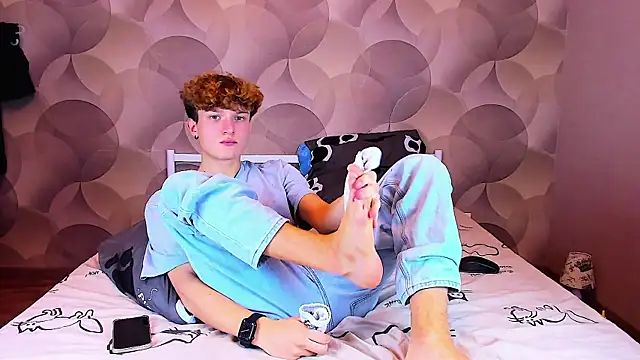 Snapshot of Ian_Flor chatting on 11-24-25, 12:49 Ian Flor online show from 11-24-25, 12:49