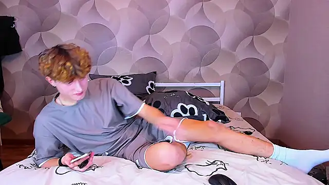 Snapshot of Ian_Flor chatting on 11-23-25, 06:29 Ian Flor online show from 11-23-25, 06:29