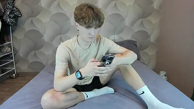 Ian Flor online show from 01-14-26, 03:04