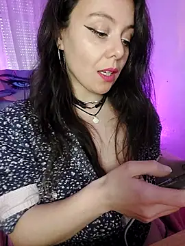 Kimiechanuwu online show from 02-12-26, 04:18