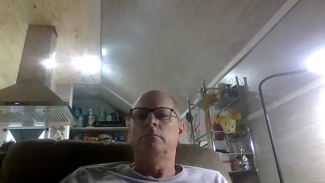 Snapshot of pjkrun66 chatting on 08-02-26, 03:42 pjkrun66 online show from 08-02-26, 03:42