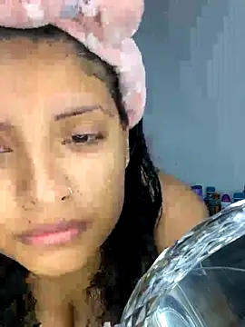 Snapshot of tati__22 chatting on 09-20-25, 04:12 tati 22 online show from 09-20-25, 04:12