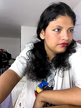 Snapshot of tati__22 chatting on 09-17-25, 05:37 tati 22 online show from 09-17-25, 05:37