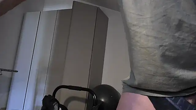 jeans466 online show from 06-13-26, 05:05