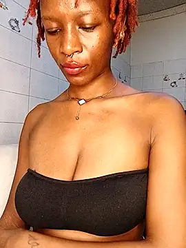 Ayrella02 online show from 12-02-25, 01:17