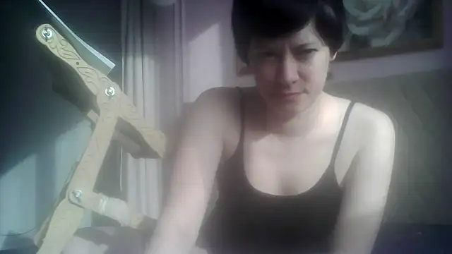 SunElizabeth online show from 05-19-26, 02:51