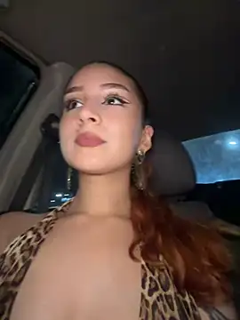 Mon Cherry online show from 11-29-25, 01:39