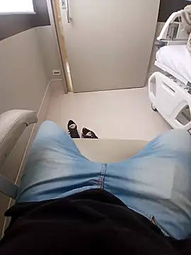 Snapshot of Seductiveblack chatting on 12-03-25, 04:39 Seductiveblack online show from 12-03-25, 04:39