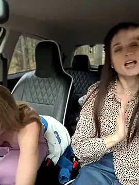 Snapshot of LavenderHot chatting on 10-23-25, 01:59 LavenderHot online show from 10-23-25, 01:59