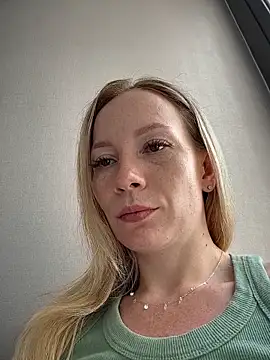 LavenderHot online show from 03-28-26, 01:28