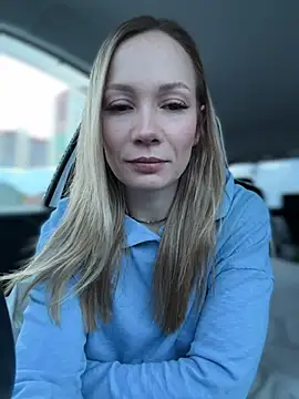 Snapshot of LavenderHot chatting on 01-08-26, 02:50 LavenderHot online show from 01-08-26, 02:50