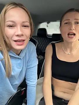 Snapshot of LavenderHot chatting on 10-08-25, 02:13 LavenderHot online show from 10-08-25, 02:13