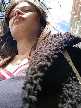 Snapshot of Violeta_12- chatting on 02-20-26, 05:37 Violeta 12- online show from 02-20-26, 05:37