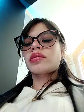 Violeta 12- online show from 10-29-25, 06:40