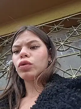 Snapshot of Violeta_12- chatting on 07-18-26, 08:06 Violeta 12- online show from 07-18-26, 08:06