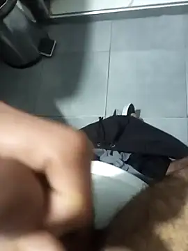 Snapshot of Anaskway chatting on 03-29-26, 11:56 Anaskway online show from 03-29-26, 11:56