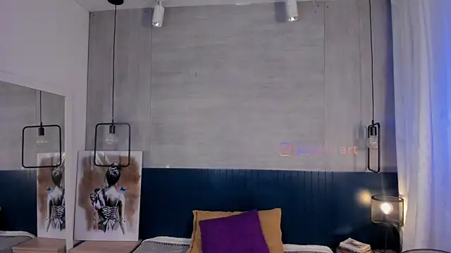 Snapshot of _julietta chatting on 05-16-26, 12:37 julietta online show from 05-16-26, 12:37