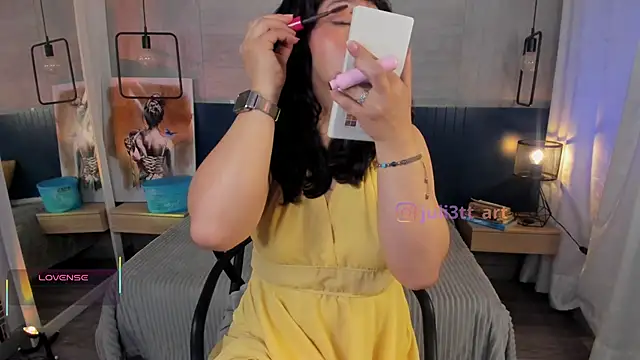  julietta online show from 06-18-26, 01:05