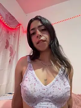 CieloTaylor online show from 12-22-25, 07:41