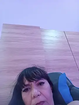 Deiisy Queen online show from 03-25-26, 09:57