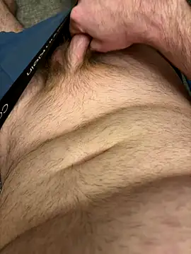 Snapshot of Straightlad95 chatting on 12-01-25, 11:27 Straightlad95 online show from 12-01-25, 11:27