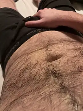 Snapshot of Straightlad95 chatting on 05-31-26, 10:21 Straightlad95 online show from 05-31-26, 10:21