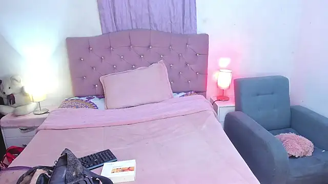 Latinabombsheell online show from 05-30-26, 03:13