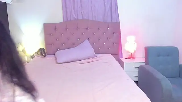 Latinabombsheell online show from 04-04-26, 04:41