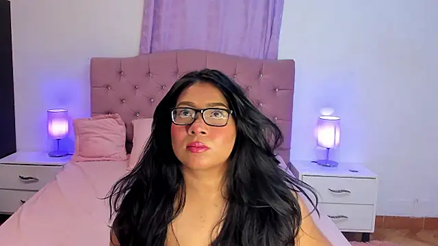 Latinabombsheell online show from 02-01-25, 05:49